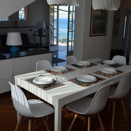 La Terrazza - Your Brand New Away From * Pieve Ligure